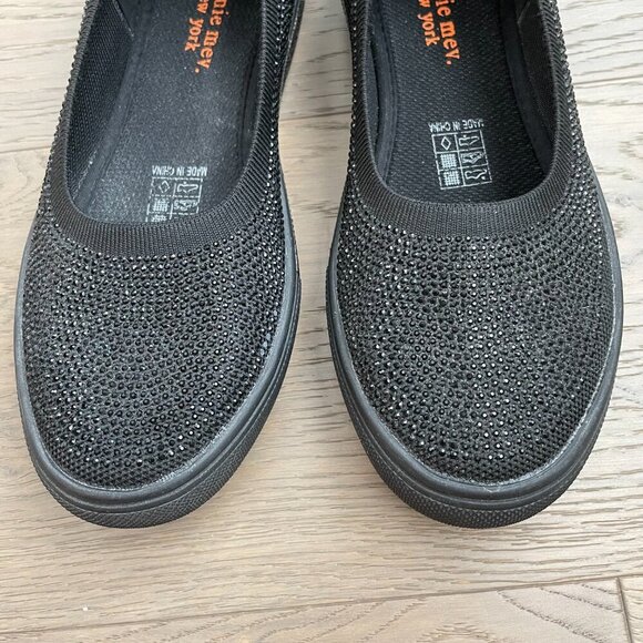 bernie mev. New York Casual Beaded Slip On Shoes Black w Subtle Sparkle Sz 40 - Picture 13 of 16